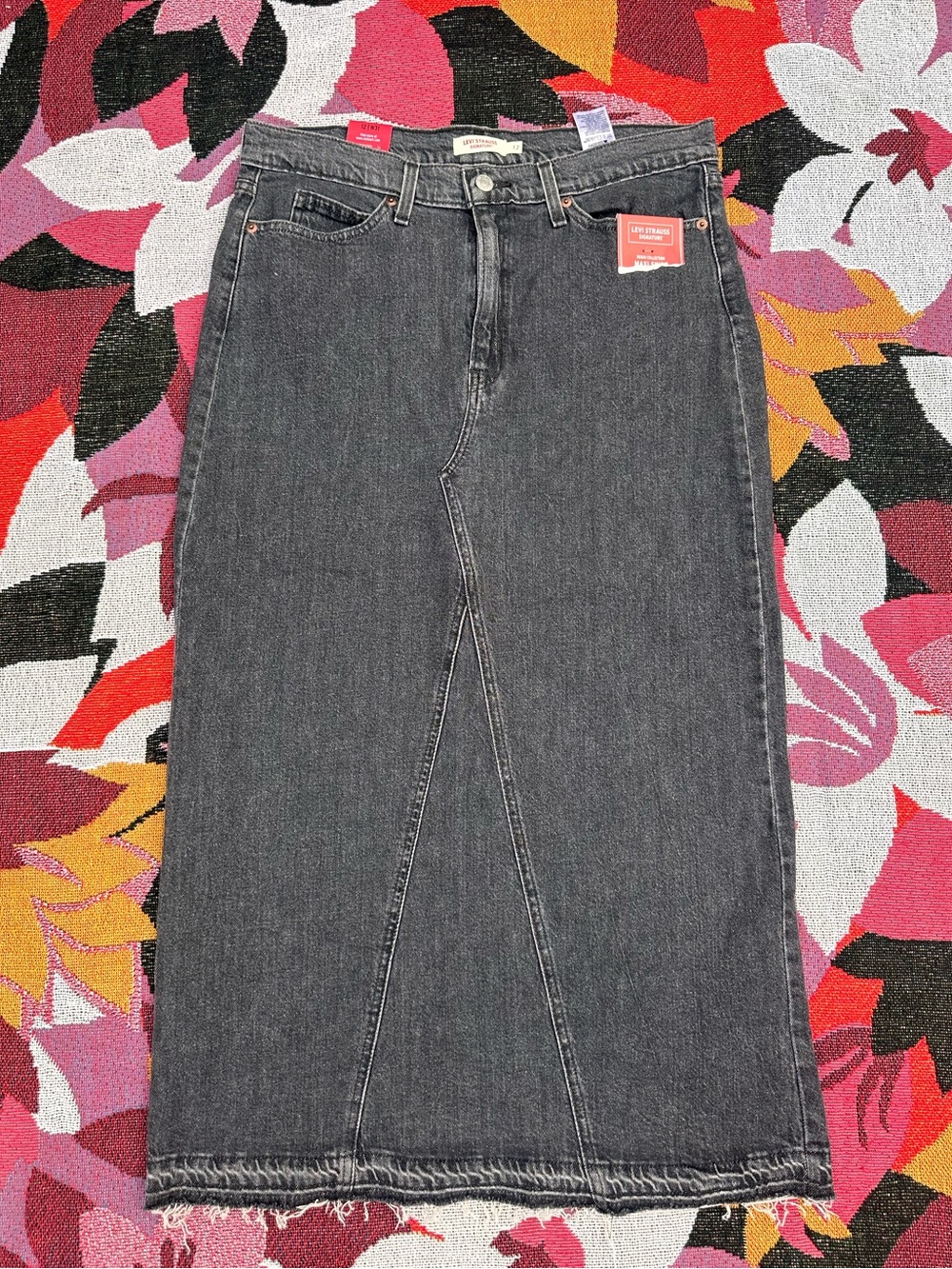 NWT! Levi's Womens Black Maxi Denim Skirt